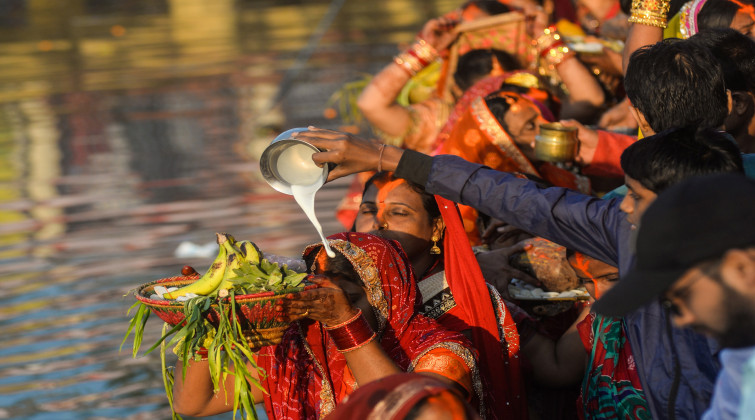 सकियो छठ पर्व, हेर्नुस् १० फोटो 